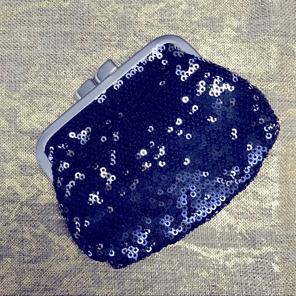 Victoria’s Secret Black & Silver Sequin Coin Pouch NWOT - Picture 2 of 4